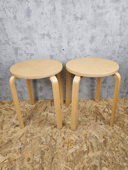 IKEA - Kruk (2) - Frosta - Gelamineerd Berken - IKEA Frosta, Antiquités & Art, Antiquités | Meubles | Chaises & Canapés