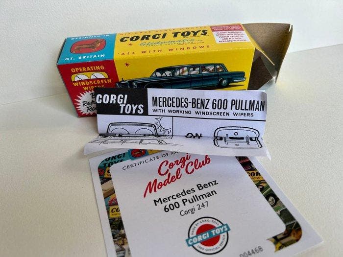 Corgi Toys 1:43 - Voiture miniature (2) - Mercedes-Benz 600, Hobby en Vrije tijd, Modelauto's | 1:5 tot 1:12