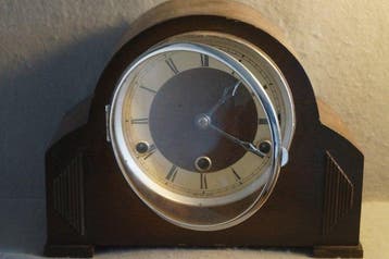 Pendule de cheminée - Horloge de cheminée en chêne avec