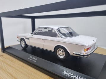 Minichamps 1:18 - Modelauto - BMW 2800 CS (1968) - Limited 1, Nieuw
