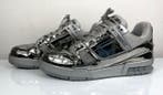 Louis Vuitton - Sneakers - Maat: EU 41.5, Nieuw