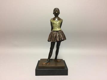 Sculpture, La petite danseuse naar Degas - 38 cm - Bronze