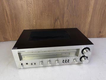 Technics - SA-200 Solid state stereo receiver