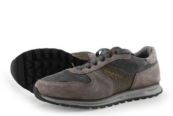 Bugatti Sneakers in maat 42 Bruin, Kleding | Heren, Schoenen, Bugatti, Bruin, Verzenden, Zo goed als nieuw