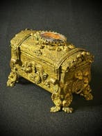 Cercueil - Tôle de bronze (doré) - (roulée à la main) -