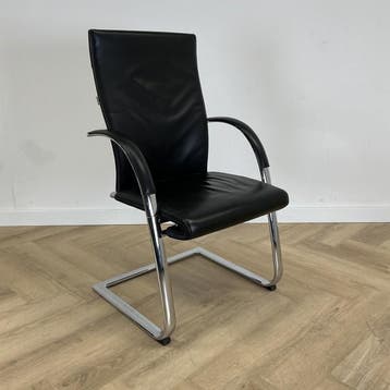 ahrend 350 Design vergaderstoel met hoge rug en slede frame,