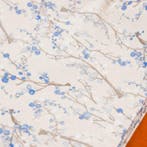 BA151 - Japandi-stof in katoenmix – blauw bloeiende takken