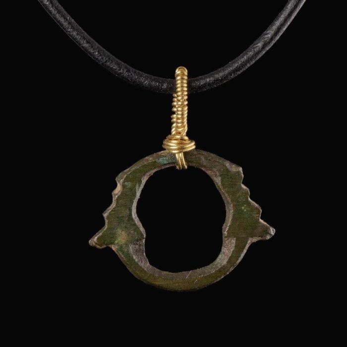 Keltisch Brons Druïde mythische Ouroboros-amulet hanger, Antiek en Kunst, Antiek | Overige Antiek