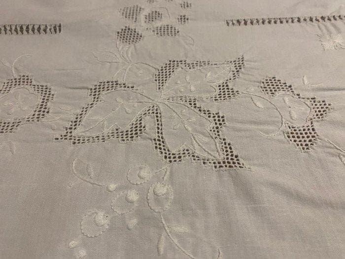 Tafelkleed - 245 cm - 167 cm - tafelkleed, Antiek en Kunst, Antiek | Tapijten, Tafelkleden en Textiel