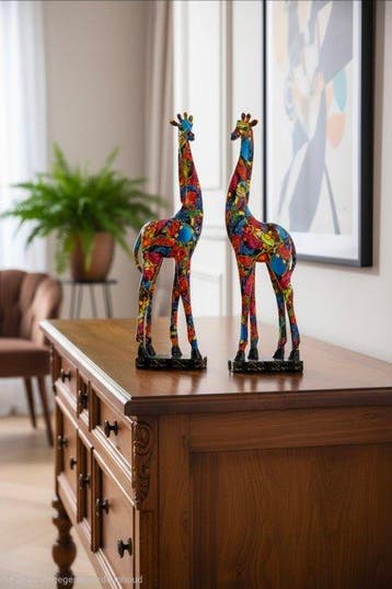 Oliver Klapp - Statue, Set van 2 handbeschilderde giraffe