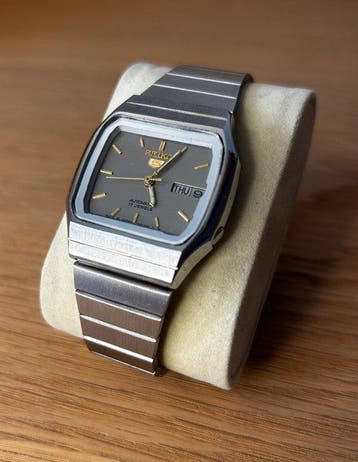 Seiko - Rare Seiko 5 TV Automatic “Moonlight Silver Dial” -