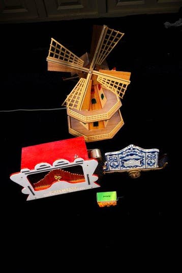 Speeldoos molen orgel draaiorgel Holland carillon lamp