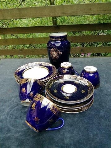 Lomonosov Imperial Porcelain Factory - decor K.G