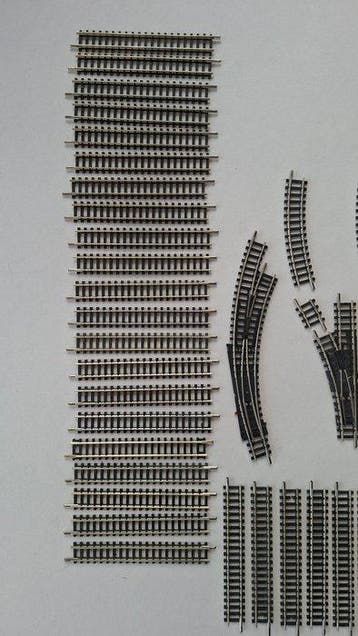 Minitrix N - 4900 serie - Voie ferrée pour trains miniatures
