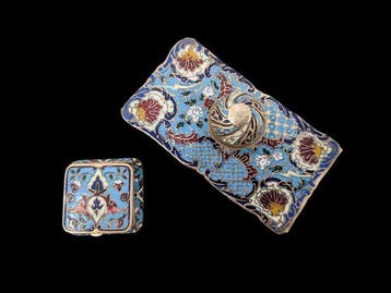 Ravissant tampon et boîte à timbre en laiton Cloisonné -
