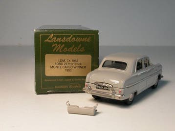 Lansdowne Models 1:43 - Modelauto - 1953 Ford Zephyr Six