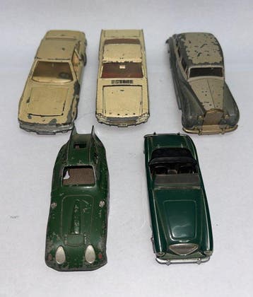 Dinky Toys 1:43 - Modelauto (5) - Austin-Healey, Bristol,