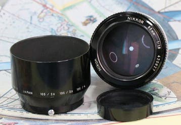 Nikon Non-Ai 85mm f/1.8 Nikkor Téléobjectif
