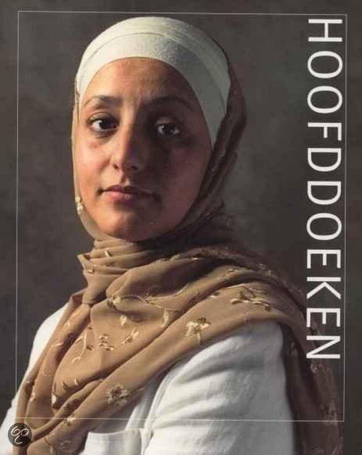 Hoofddoeken 9789054600848 C. van den Bremen, Livres, Art & Culture | Arts plastiques, Envoi
