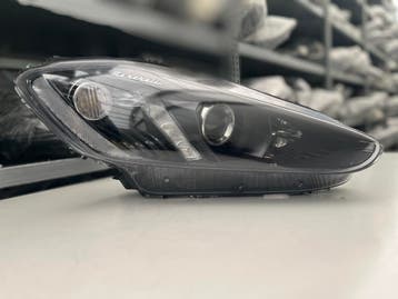 MASERATI GRANTURISMO M145 LIFT XENON+LED KL KOPLAMP R 350571, Verzenden