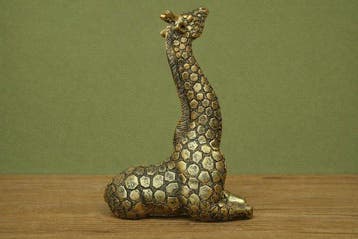 sculptuur, Golden Giraffe Sculpture – Textured Safari Animal