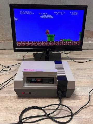Nintendo - Nes - Nintendo Entertainment System Control Deck, Nieuw