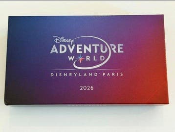 Draagspeld Disneyland Paris – Exclusieve Cast Member, Verzamelen, Nieuw