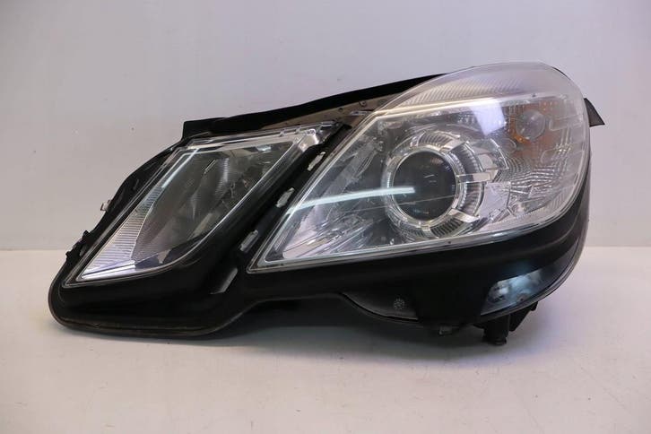 linker koplamp Mercedes E-Klasse W212 Hella, Autos : Pièces & Accessoires, Éclairage, Envoi