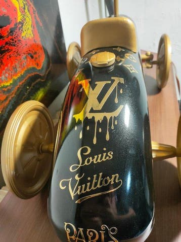 fp pop art - Louis Vuitton ultra led light car Black Métal