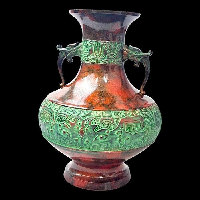 Takaoka Bronze Vase “H” Phoenix Motif – Special Alloy –, Antiek en Kunst, Antiek | Overige Antiek