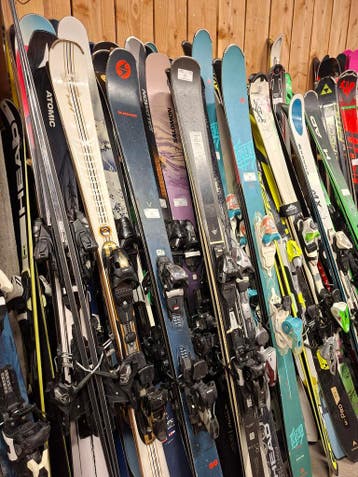Ski | Head, Rossignol, Volkl, Elan | GEBRUIKT | Ruime keus, Sport en Fitness, Skiën en Langlaufen, Overige merken, 140 tot 160 cm