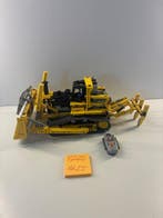 Lego Set - 8275 - Technic - MOTORIZED BULLDOZER -