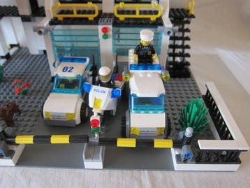 Lego Set - 7744 - City - Lego Politiebureau 7744 Police, Nieuw