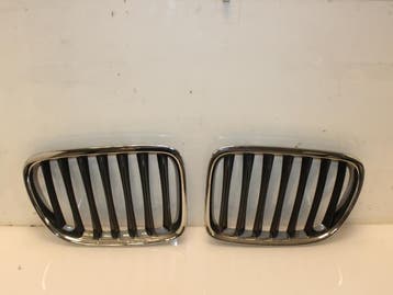 Grille BMW X1 O93487, Nieuw