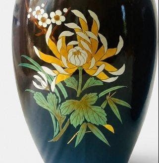 Japans Takaoka kunstmetaal bloemvaas – Chrysanthemum & Four