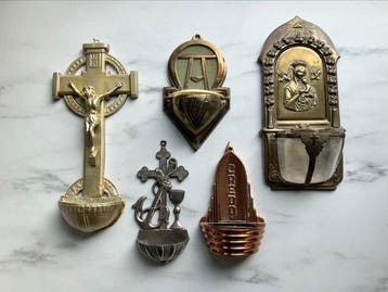Wijwatervat (5) - 1920-1930 - Set van 5 metalen vaatjes, Antiek en Kunst