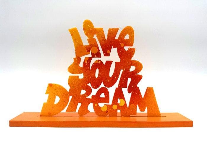 Golden Boy (2000) - LIVE YOUR DREAM (Original street art, Antiek en Kunst, Kunst | Designobjecten