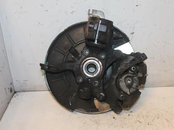 Fusee links-voor Volkswagen Touran O89411