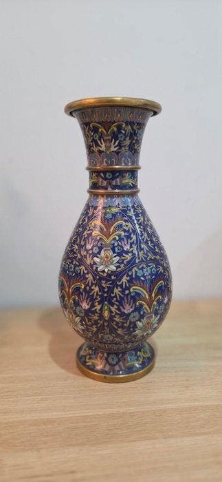 Vaas - Messing - China - Chinees cloisonné vaas (Zonder, Antiek en Kunst