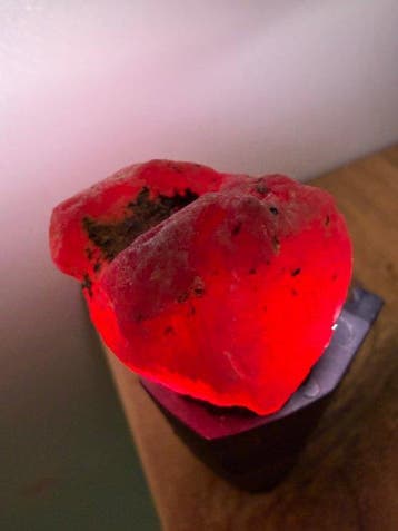 Robijn Pigeon Blood Robijn! 133 ct. Mozambique Grote,