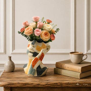 sculptuur, Abstract Face Planter Vase – Contemporary