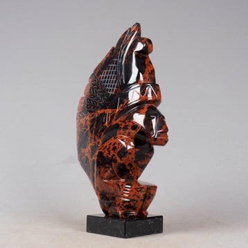 Groot handgeslepen Mahonie Obsidiaan krijger – 24,5 cm –