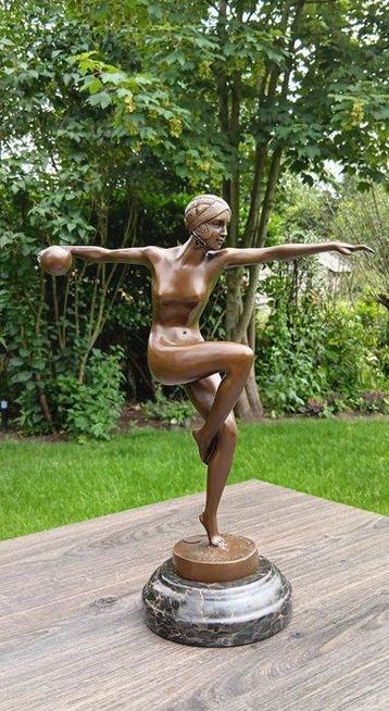naar chiparus - Sculpture, Chiparus bronzen beeld - 34 cm -, Antiek en Kunst