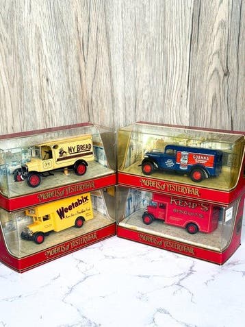 Matchbox 1:43 - Modelauto (8) - Collection of 8 Vintage