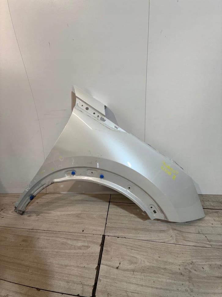 Peugeot 2008 II rechter voorste spatbord, Auto-onderdelen, Carrosserie, Gebruikt, Verzenden