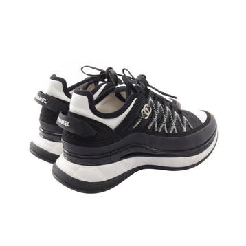 Chanel - Sneakers - Maat: EU 37