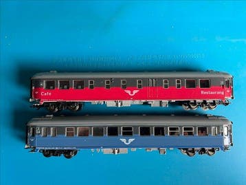 Märklin H0 - Modeltrein personenwagen (2) - Restauratie/cafe, Hobby en Vrije tijd, Nieuw