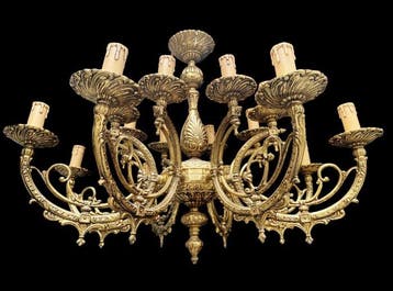 Kroonluchter - majestueus in massief messing, 16 lampen