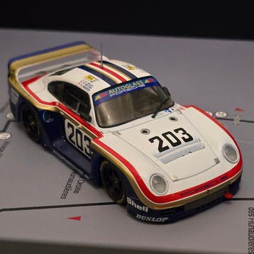 Artwork - Porsche - Porsche 961