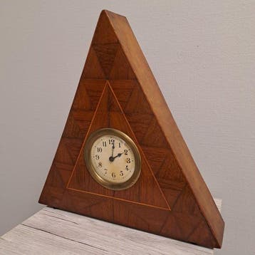Horloge de l’école d’Amsterdam - Junghans - Art déco bois